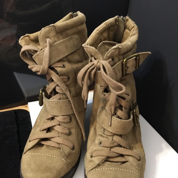 Ankle boots - Picture 2 of 3